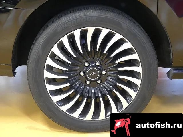 Lincoln Navigator Navigator 4th generation 2021 года - вид 5