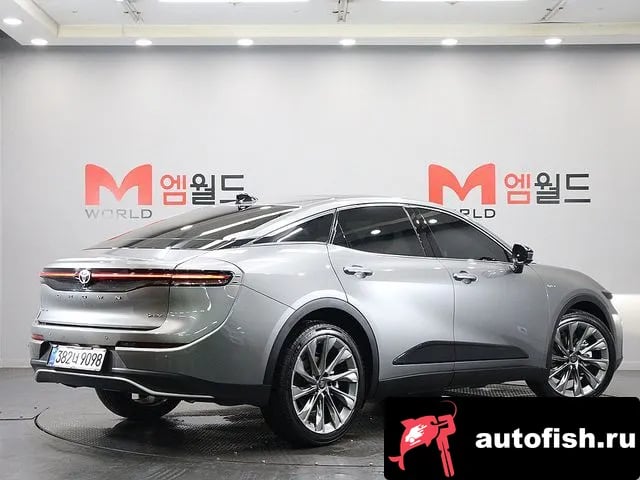 Toyota Crown Crown Crossover 2025 года - вид 2