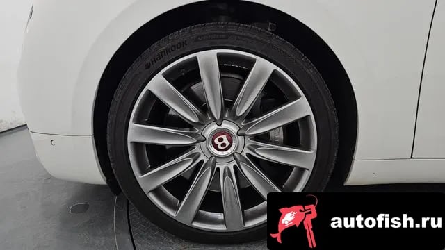 Bentley Flying Spur Flying Spur 2nd Generation 2018 года - вид 5