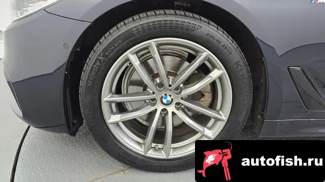 BMW 5-Series 5 Series (G30) 2018 года - вид 5