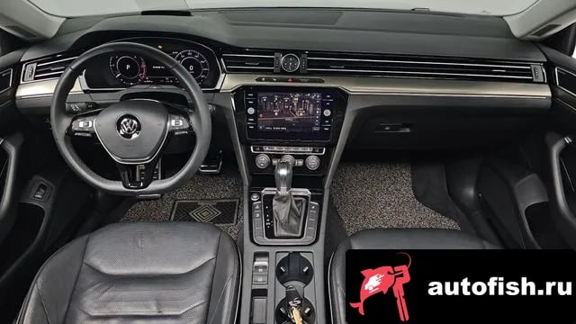 Volkswagen Arteon Atheon 2019 года - вид 6