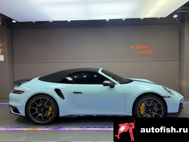Porsche 911 911 (992) 2022 года - вид 6