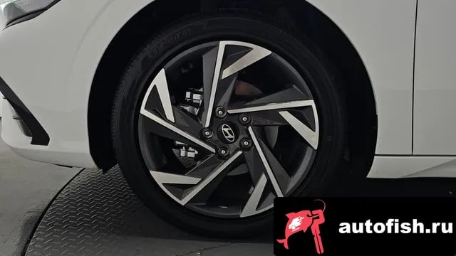Hyundai AVANTE The New Avante (CN7) 2026 года - вид 4