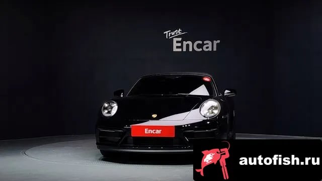 Porsche 911 911 (992) 2023 года - вид 3