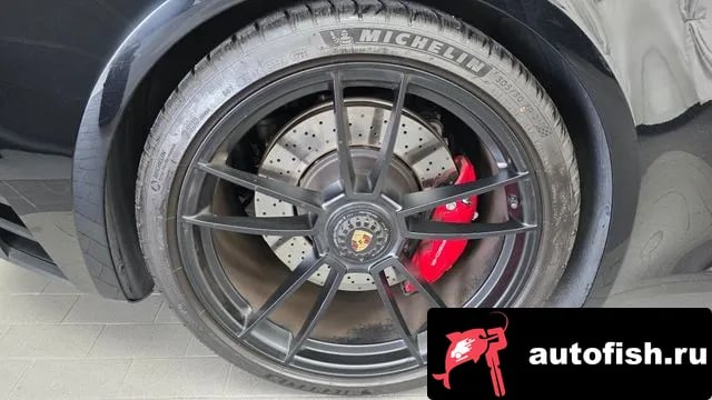Porsche 911 911 (992) 2023 года - вид 5