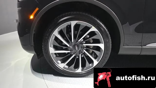 Lincoln Aviator Aviator 2nd generation 2022 года - вид 5