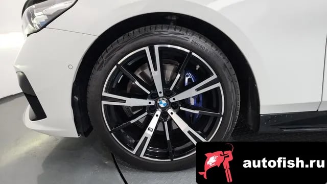 BMW 5-Series 5 Series (G60) 2026 года - вид 5