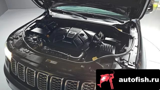Jeep Cherokee Grand Cherokee 2018 года - вид 5
