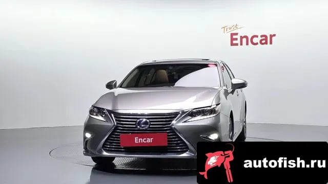 Lexus ES New ES300h 2018 года - вид 3