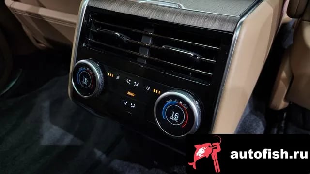 Land Rover Range Rover Range Rover 5th Generation 2025 года - похожие автомобили