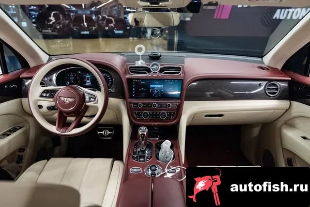 Bentley Bentayga Benteiga 2025 года - вид 5