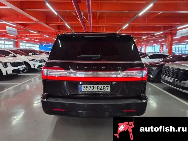 Lincoln Navigator Navigator 4th generation 2021 года - вид 3