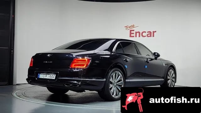 Bentley Flying Spur Flying Spur 3rd Generation 2022 года - вид 2
