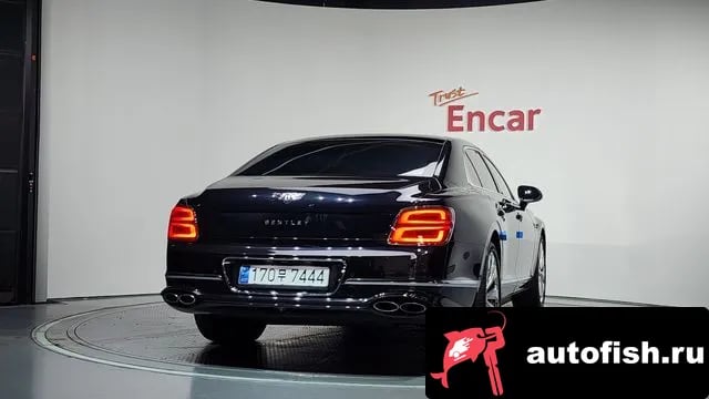 Bentley Flying Spur Flying Spur 3rd Generation 2022 года - вид 4