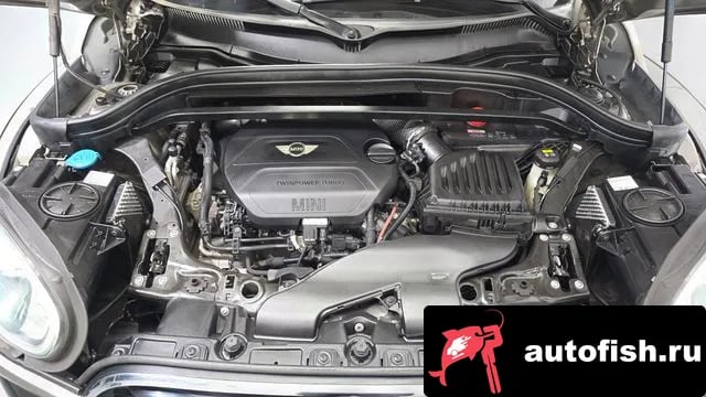 Mini Countryman Cooper D Country Man 2018 года - вид 6