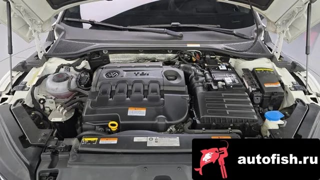 Volkswagen Arteon Atheon 2019 года - вид 6