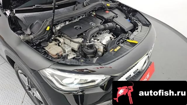 Mercedes-Benz GLA-Class GLA - Class H247 2020 года - вид 6