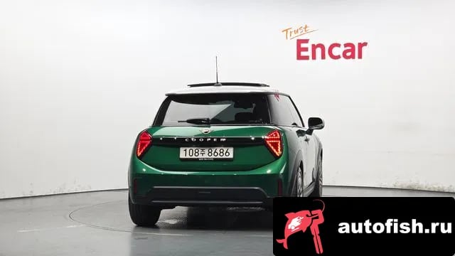 Mini Cooper Cooper C 4th generation 2025 года - вид 4