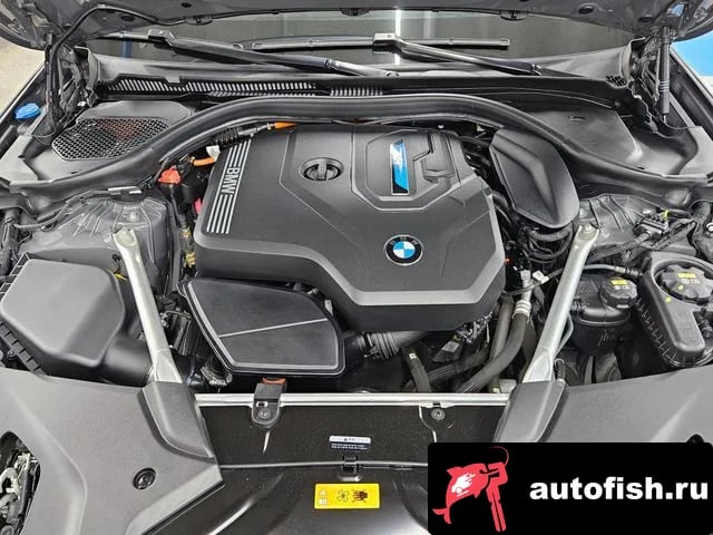 BMW 5-Series 5 Series (G30) 2022 года - вид 6
