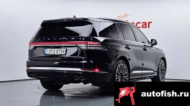 Lincoln Aviator Aviator 2nd generation 2021 года - вид 2