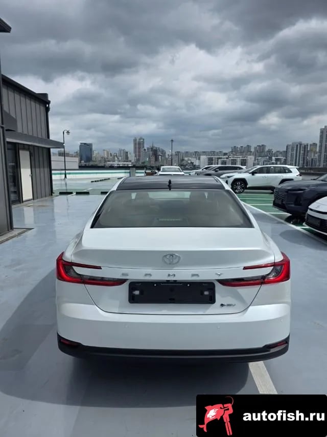 Toyota Camry Camry (XV80) 2026 года - вид 6