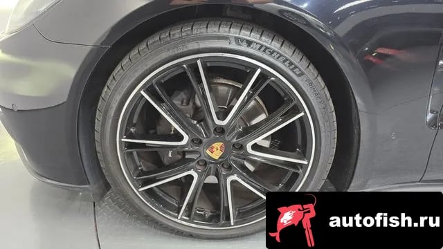 Porsche Panamera Panamera (971) 2020 года - похожие автомобили
