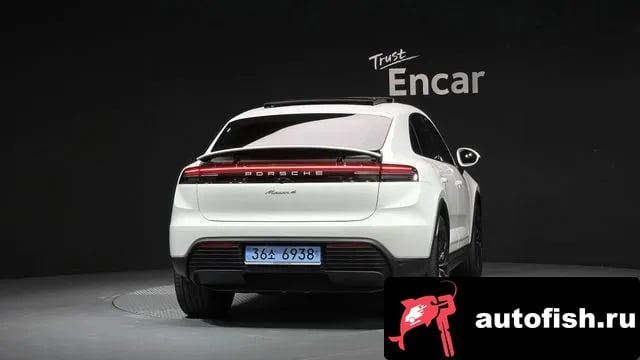 Porsche Macan Makan EV 2025 года - вид 4