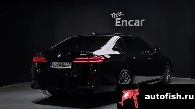 BMW 5-Series 5 Series (G60) 2025 года - вид 2