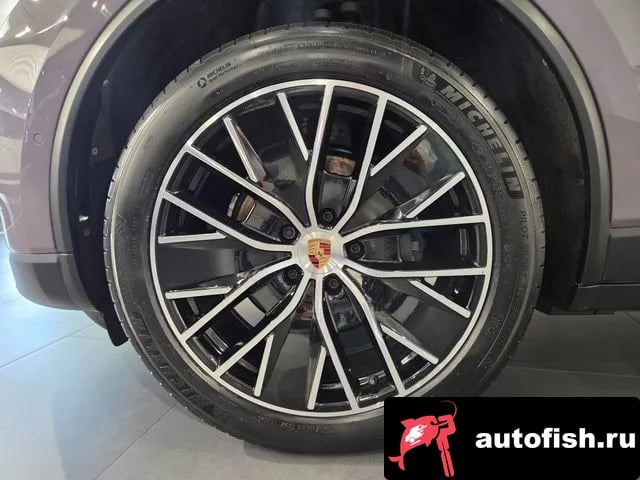 Porsche Macan Makan EV 2025 года - вид 5