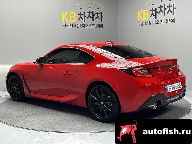 Toyota 86 GR86 2024 года - вид 2