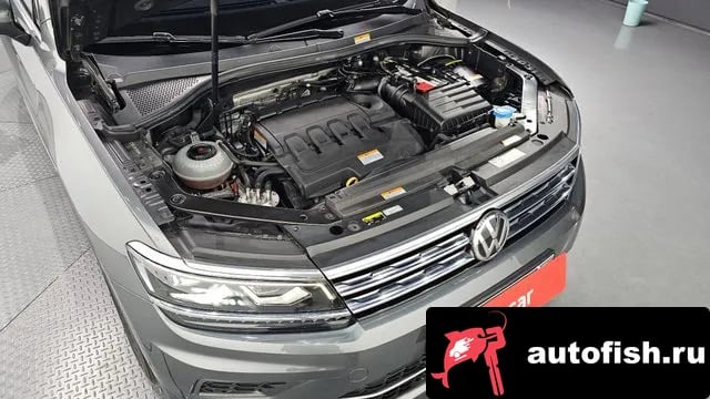 Volkswagen Tiguan Tiguan second Generation 2019 года - вид 6