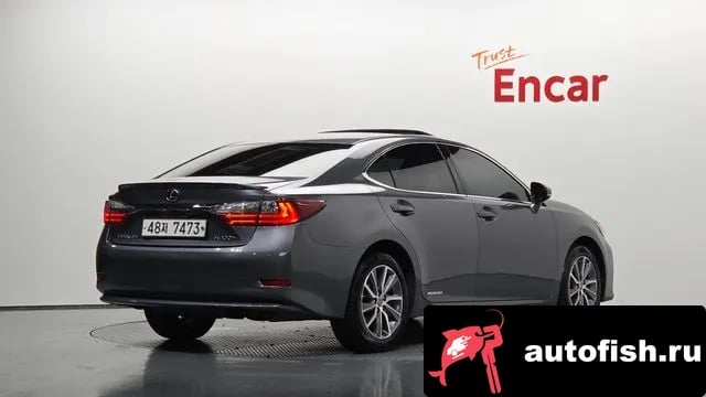 Lexus ES New ES300h 2018 года - вид 2