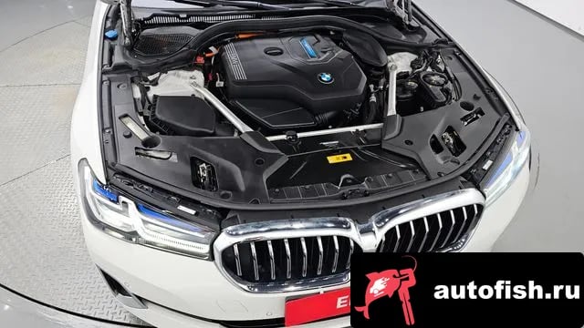 BMW 5-Series 5 Series (G30) 2022 года - вид 5