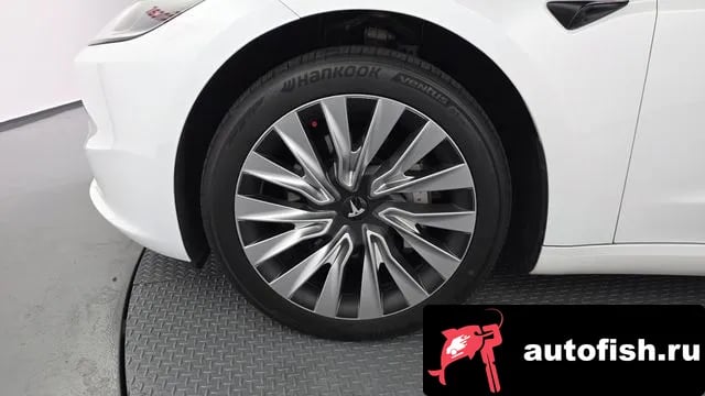 Tesla Model 3 Model 3 2024 года - похожие автомобили