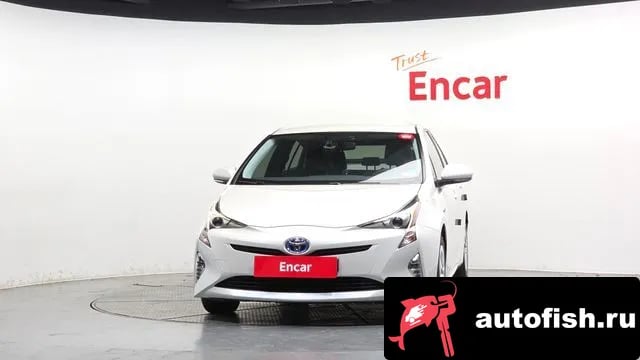 Toyota Prius Prius 4th Generation 2018 года - вид 3