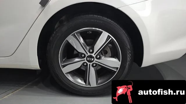 Kia K3 The New K3 2018 года - похожие автомобили