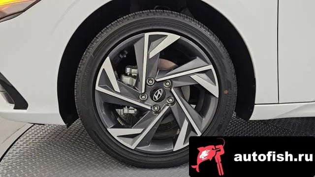 Hyundai AVANTE The New Avante Hybrid (CN7) 2025 года - вид 5