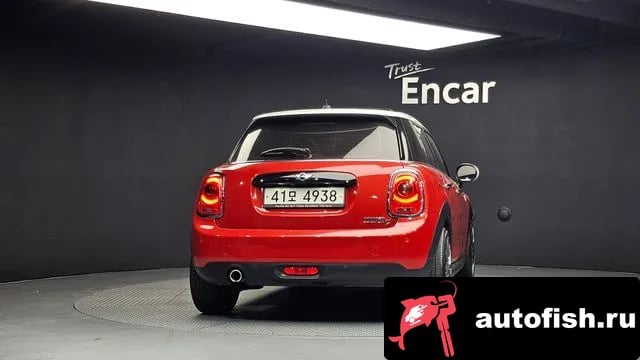 Mini Cooper Cooper D 2018 года - вид 4
