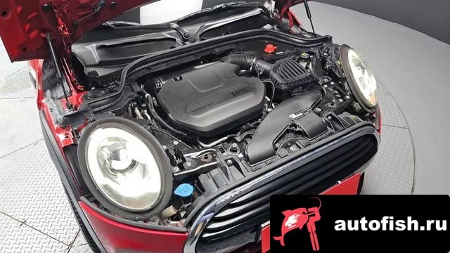 Mini Cooper Cooper D 2018 года - вид 6
