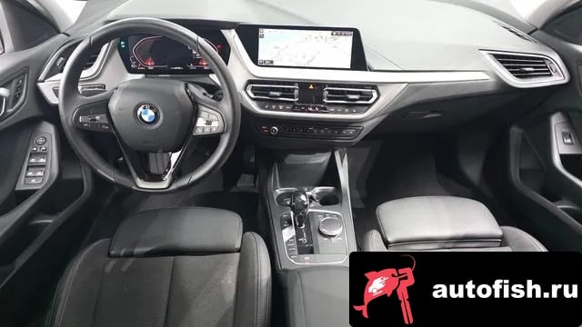 BMW 1-Series 1 Series (F40) 2020 года - вид 6