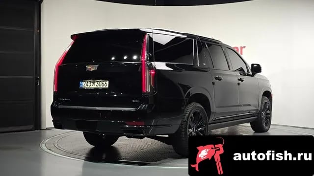 Cadillac Escalade Escalade 5th Generation 2021 года - похожие автомобили