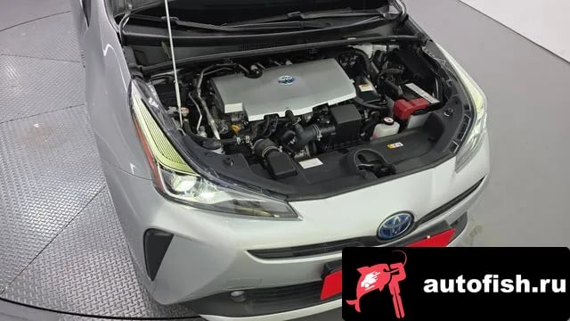 Toyota Prius Prius 4th Generation 2022 года - вид 6