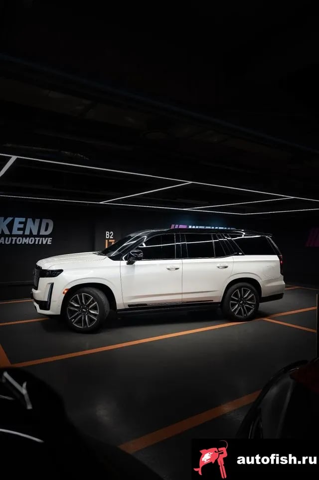 Cadillac Escalade Escalade 5th Generation 2021 года - вид 2
