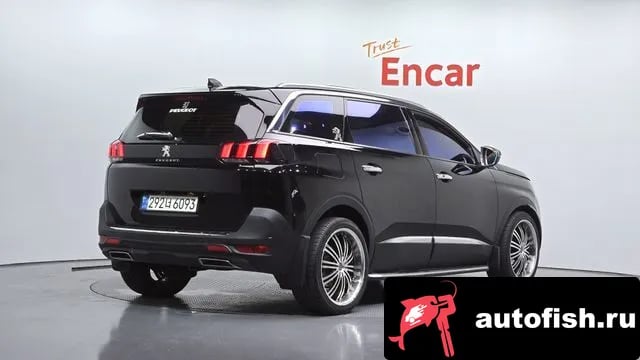 Peugeot 5008 5008 second generation 2018 года - вид 2