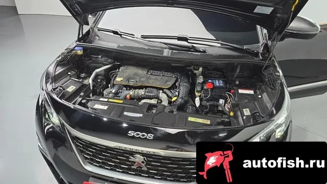 Peugeot 5008 5008 second generation 2018 года - вид 6