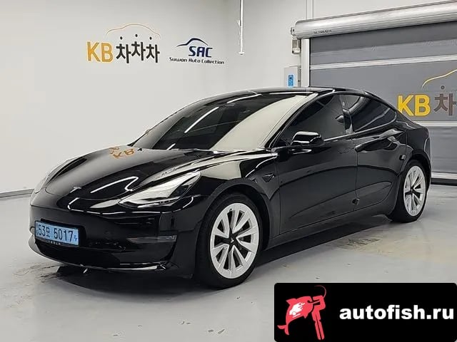 Tesla Model 3 Model 3 2022 года - автомобиль из Южной Кореи