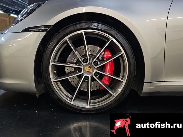 Porsche 911 911 (992) 2021 года - вид 6