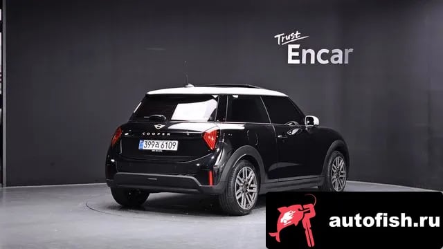Mini Cooper Cooper C 4th generation 2025 года - вид 2