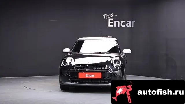 Mini Cooper Cooper C 4th generation 2025 года - вид 3