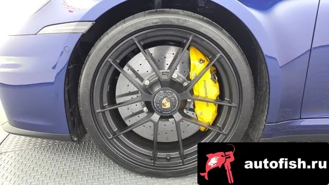 Porsche 911 911 (992) 2025 года - вид 5